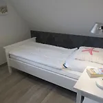 Reetdachhaus Wattenmeer Reetdachhaus Wattenmeer 펜션 *